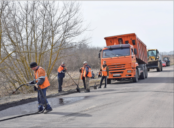 Дорожники приступили к ремонту автотрасс.